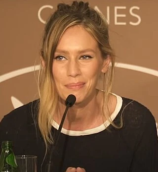 Dylan Penn headshot