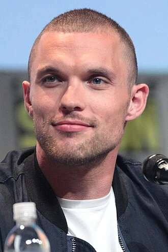 Ed Skrein headshot