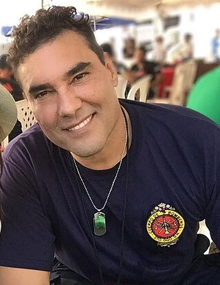 Eduardo Yáñez headshot