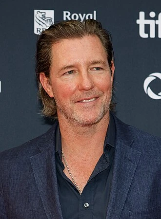 Edward Burns headshot