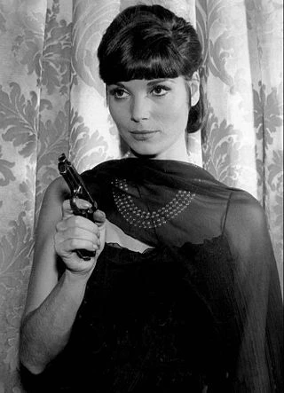 Elsa Martinelli headshot