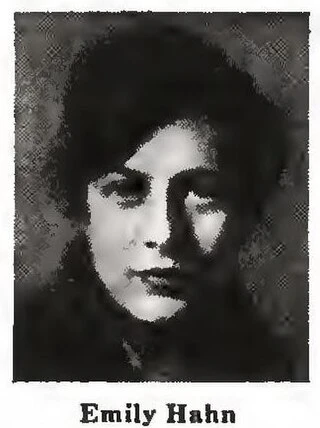 Emily Hahn headshot
