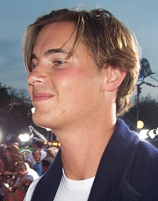 Erik von Detten headshot
