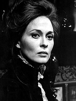 Faye Dunaway headshot