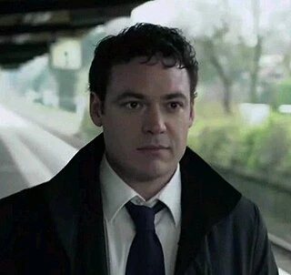 Fedja van Huêt headshot