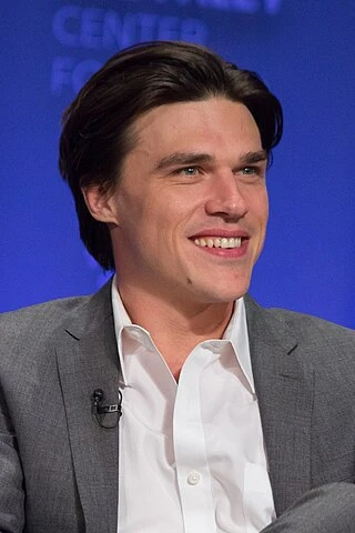 Finn Wittrock headshot