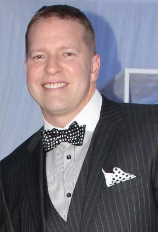 Gary Owen headshot