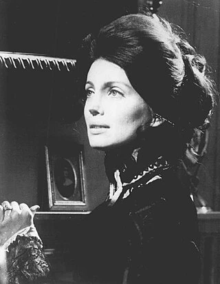 Gayle Hunnicutt headshot
