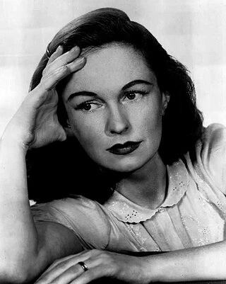 Geraldine Fitzgerald headshot