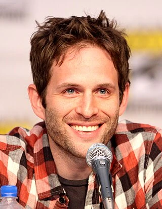 Glenn Howerton headshot