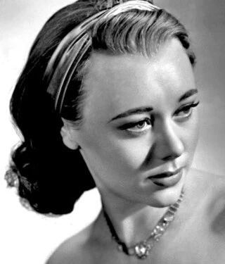 Glynis Johns headshot
