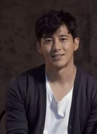 Go Soo headshot
