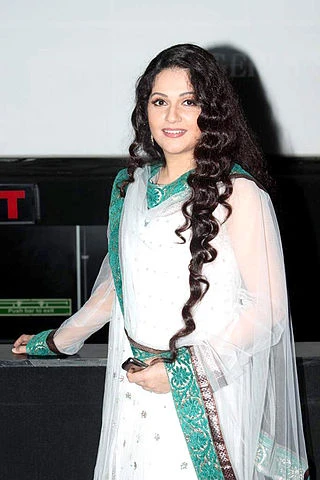 Gracy Singh headshot