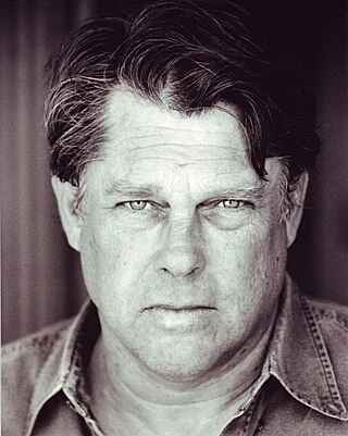 Graham Beckel headshot