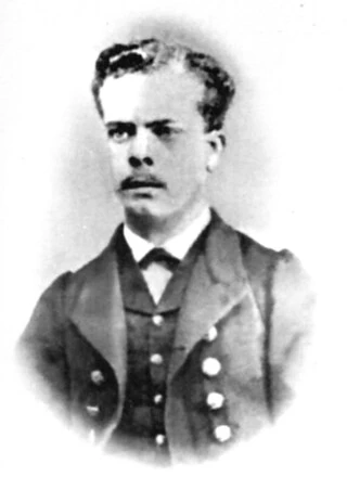 Guillermo García headshot