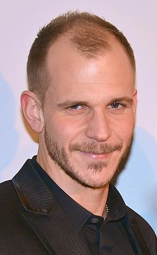 Gustaf Skarsgård headshot