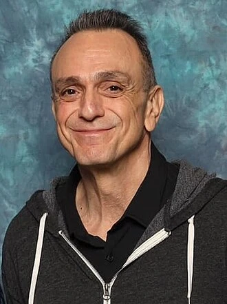 Hank Azaria headshot