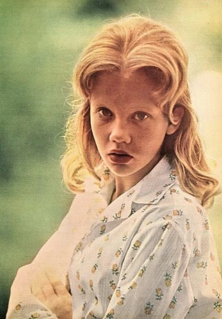 Hayley Mills headshot