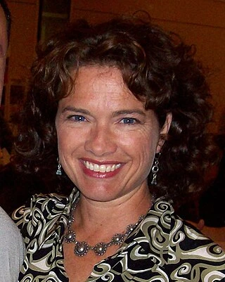 Heather Langenkamp headshot