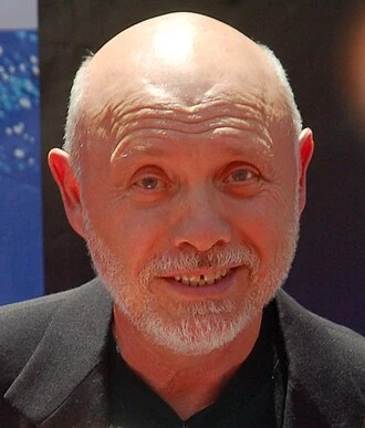 Hector Elizondo headshot