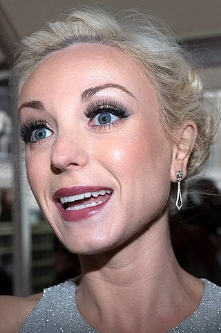 Helen George headshot