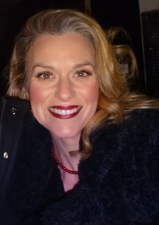 Hilarie Burton headshot