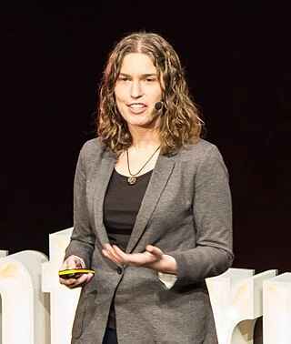 Hilary Mason headshot