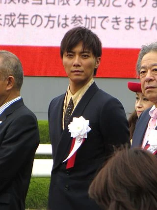 Hiroki Narimiya headshot