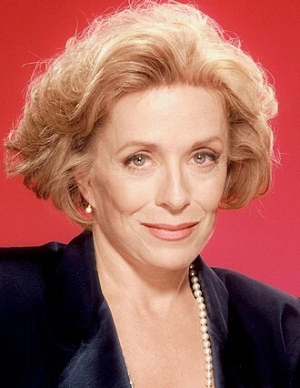 Holland Taylor headshot