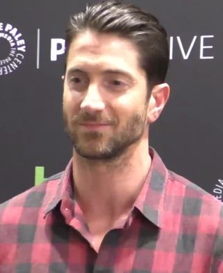 Iddo Goldberg headshot