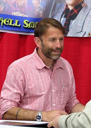 Ilan Mitchell-Smith headshot