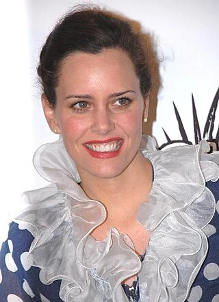 Ione Skye headshot