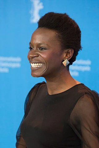 Isabél Zuaa headshot