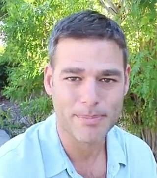 Ivan Sergei headshot