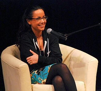 Janeane Garofalo headshot