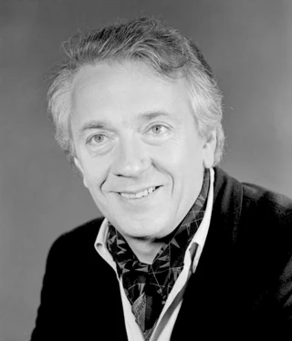 Jean-Pierre Cassel headshot
