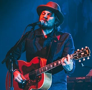 Jeff Tweedy headshot