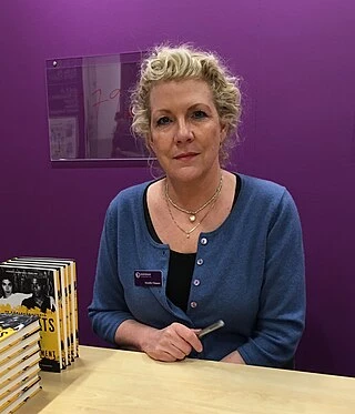 Jennifer Clement headshot
