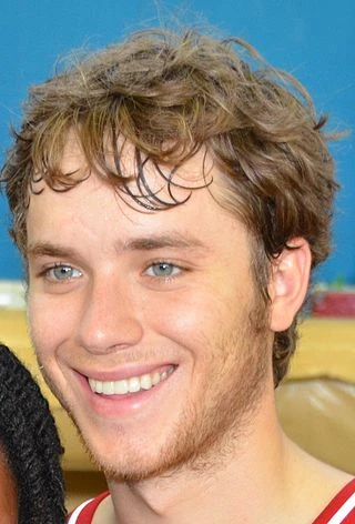 Jeremy Sumpter headshot