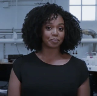 Jerrika Hinton headshot
