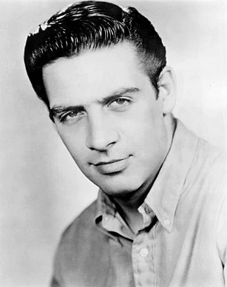 Jerry Orbach headshot