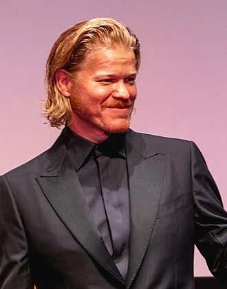 Jesse Plemons headshot