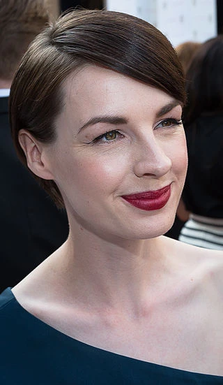 Jessica Raine headshot