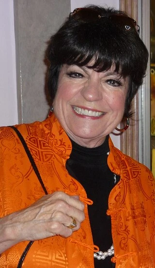 Jo Anne Worley headshot