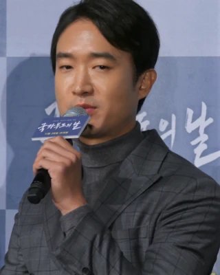 Jo Woo-jin headshot