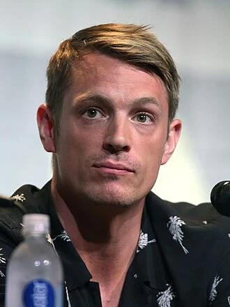 Joel Kinnaman headshot