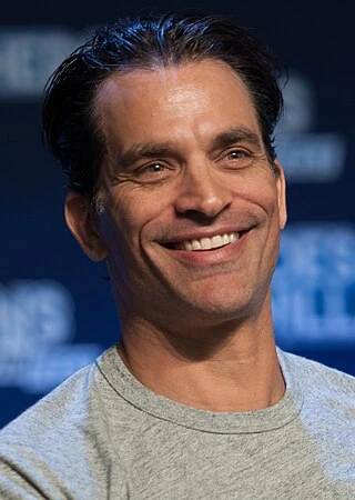Johnathon Schaech headshot