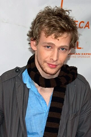 Johnny Lewis headshot