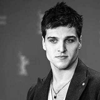 Jonas Dassler headshot