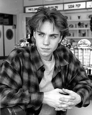 Jonathan Brandis headshot